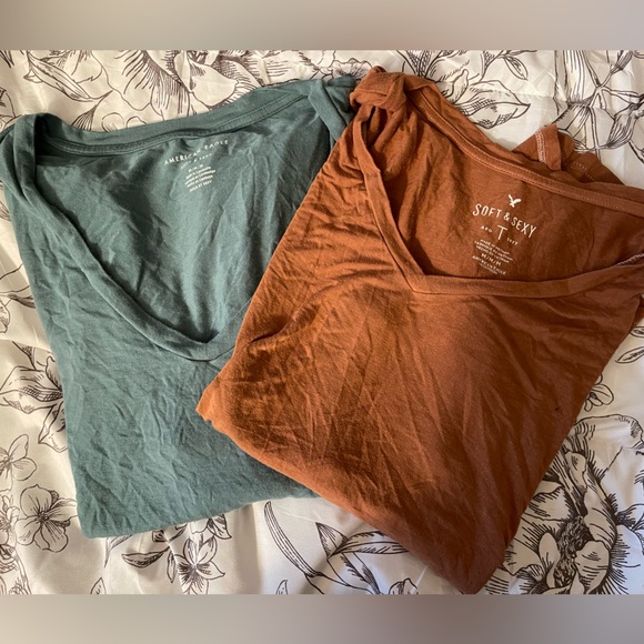 American Eagle Outfitters Tops - 2 pack of tees